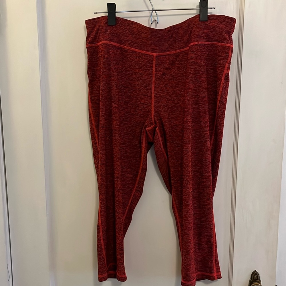 Pink and Black Cropped Workout Leggings (Women’s XL)